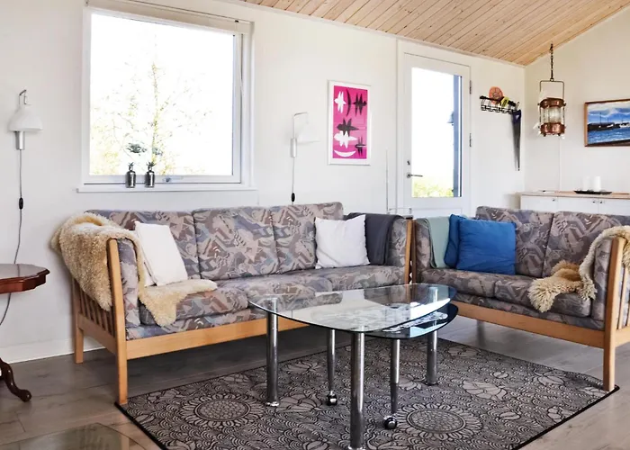 Two-bedroom In 펜션 *